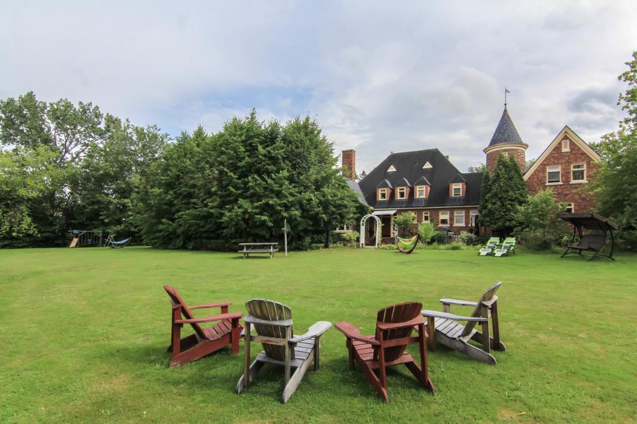 Guest house Chateau Murdock Gite Saguenay